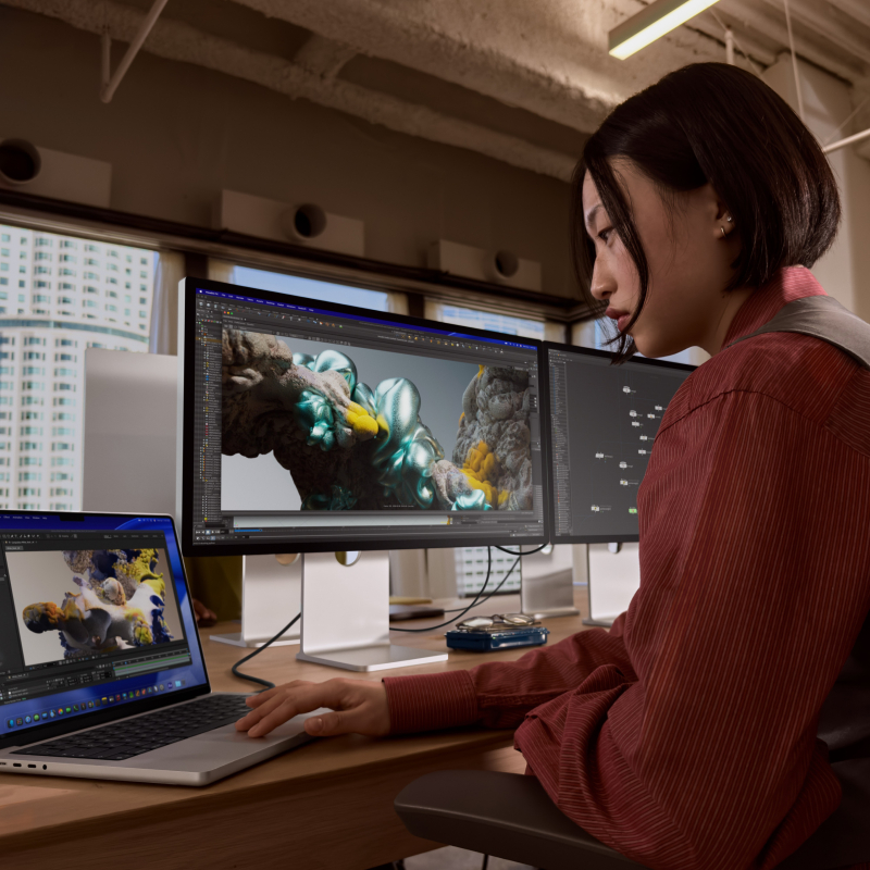 MacBook Pro 14.2" M5 (10C CPU/10C GPU), 24 ГБ, 1 ТБ, Серебристый - миниатюра 10